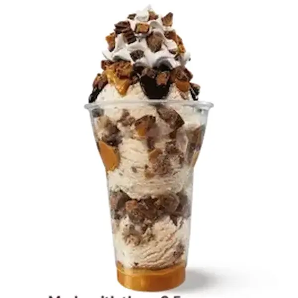 Baskin robbins REESE'S PB Cup Layered Sundae